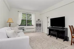 70 Barker St, Mount Kisco, NY 10549 - Photo 4
