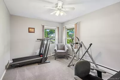 11 Lenroc Drive, White Plains, NY 10607 - Photo 14