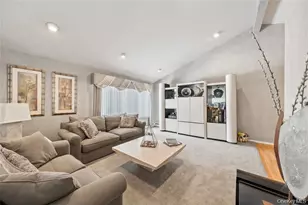 20 Mountain View Ave, Airmont, NY 10901 - Photo 6