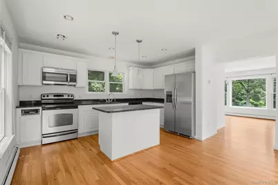109 Tanglewylde Road, Lake Peekskill, NY 10537 - Photo 12