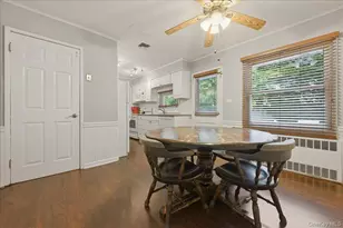1270 Dahlia Ln, Wantagh, NY 11793 - Photo 18