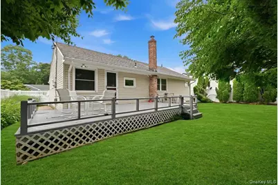1270 Dahlia Lane, Wantagh, NY 11793 - Photo 36