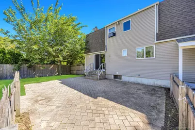 358 Holbrook Road, Ronkonkoma, NY 11779 - Photo 10