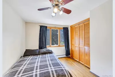 358 Holbrook Road, Ronkonkoma, NY 11779 - Photo 28