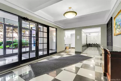 27-10 Parsons Boulevard #4B, Flushing, NY 11354 - Photo 14