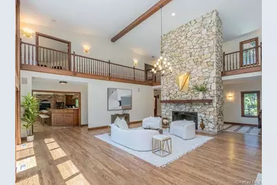 8 Harbor Acres Road, Sands Point, NY 11050 - Photo 6