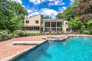 8 Harbor Acres Rd, Sands Point, NY 11050 - Photo 38