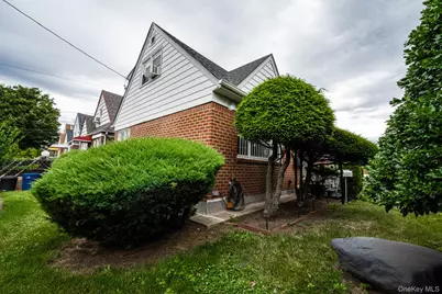 101-05 24th Avenue, East Elmhurst, NY 11369 - Photo 2