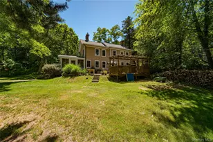 38 Pleasure Dr, Flanders, NY 11901 - Photo 36
