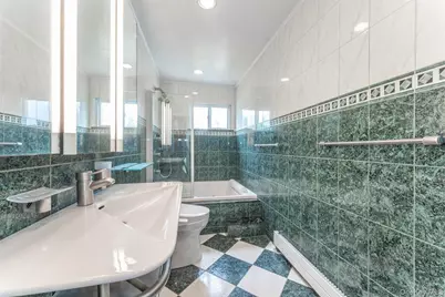 39 Gale Drive, Woodmere, NY 11581 - Photo 20