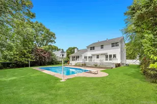 6 Hancock Ct, South Setauket, NY 11720 - Photo 12
