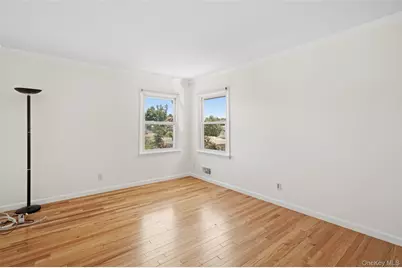 816 N Broadway, Yonkers, NY 10701 - Photo 10