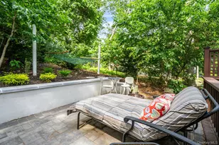 356 Oakleigh Ave, Calverton, NY 11933 - Photo 18
