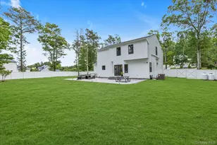 135 Elizabeth Way, Ridge, NY 11961 - Photo 22