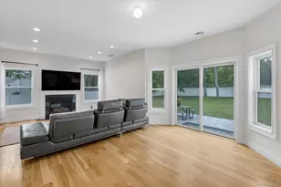 135 Elizabeth Way, Ridge, NY 11961 - Photo 6