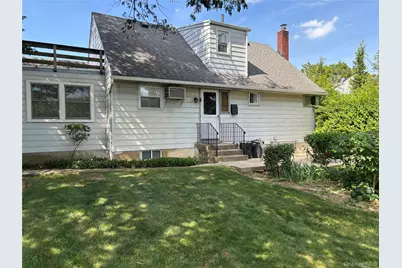 352 Boundary Avenue, Massapequa, NY 11758 - Photo 12