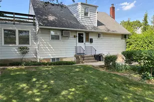352 Boundary Ave, Massapequa, NY 11758 - Photo 12