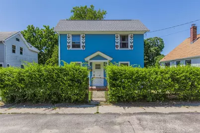 337 Hamilton Avenue, Riverhead, NY 11901 - Photo 1