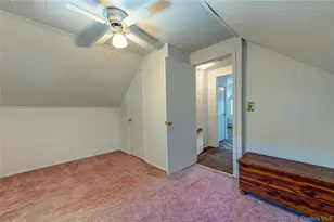 93 Barnyard Ln, Levittown, NY 11756 - Photo 10