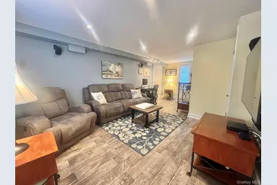 48 W 20th Street, Deer Park, NY 11729 - Photo 22
