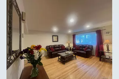 48 W 20th Street, Deer Park, NY 11729 - Photo 16