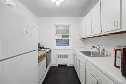 226-15 Kingsbury Avenue #Unit A, Oakland Gardens, NY 11364 - Photo 8