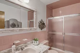 52-40 69th Pl, Maspeth, NY 11378 - Photo 12