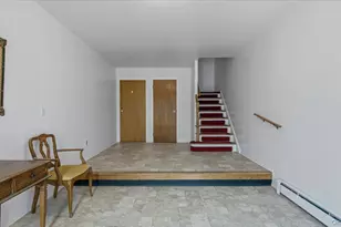 52-40 69th Pl, Maspeth, NY 11378 - Photo 4