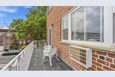 52-40 69th Place, Maspeth, NY 11378 - Photo 20