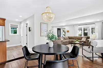 7 Fairview Avenue, Port Washington, NY 11050 - Photo 8
