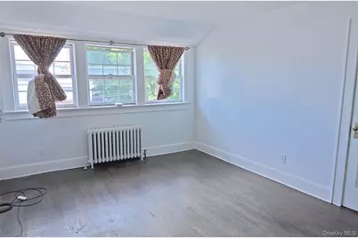 2 Second Avenue #3, Port Washington, NY 11050 - Photo 4