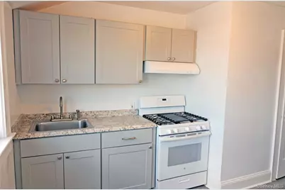 2 Second Avenue #3, Port Washington, NY 11050 - Photo 6