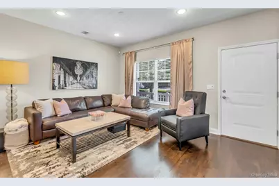 111 Millie Court, Patchogue, NY 11772 - Photo 10
