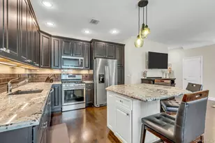 111 Millie CT, Patchogue, NY 11772 - Photo 16