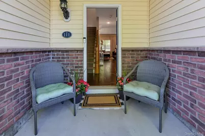 111 Millie Court, Patchogue, NY 11772 - Photo 6