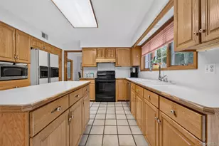 17 Allison Dr, Monroe, NY 10950 - Photo 16