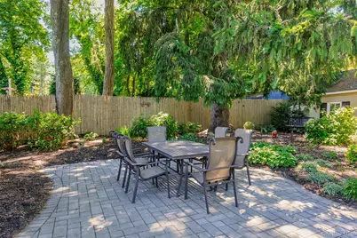 217 Soundview Road, Huntington, NY 11743 - Photo 42