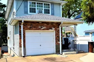288 Frederick Ave, Floral Park, NY 11001 - Photo 1