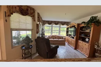 169 Captains Way, Port Jefferson Station, NY 11776 - Photo 12