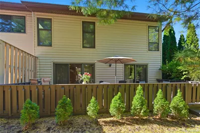 37 Maple Court, Jericho, NY 11753 - Photo 34