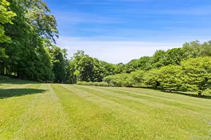 242 Croton Lake Rd, Katonah, NY 10536 - Photo 8