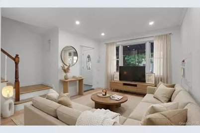 4135 Murdock Avenue, Bronx, NY 10466 - Photo 2