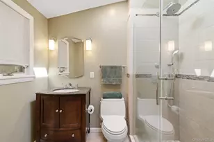 29 Vineyard Rd, Huntington, NY 11743 - Photo 22
