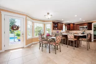 18 S Plaza, Amityville, NY 11701 - Photo 16