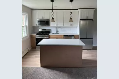460 Old Town Road #18i, Port Jefferson Station, NY 11776 - Photo 2