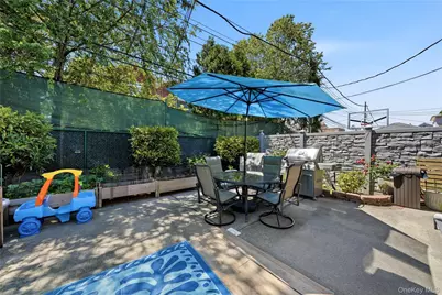 4082 Ocean Avenue, Brooklyn, NY 11235 - Photo 40