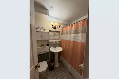 2835 Webb Avenue #6E, Bronx, NY 10468 - Photo 8