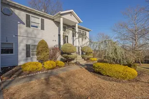 1 Joshua Ct, Monsey, NY 10952 - Photo 2