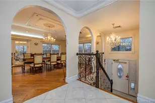 1 Joshua Ct, Monsey, NY 10952 - Photo 4