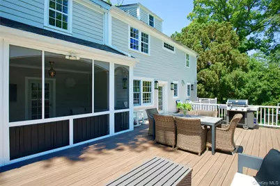 162 Manhasset Woods Road, Manhasset, NY 11030 - Photo 6